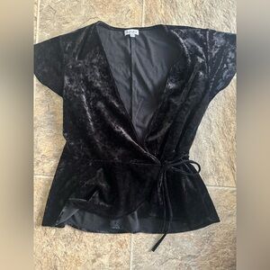 Wrap velvet shirt